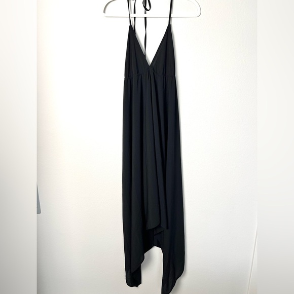 Black Halter Deep V-neck Maxi Dress with asymmetrical hem Size Medium Classic - Picture 1 of 8